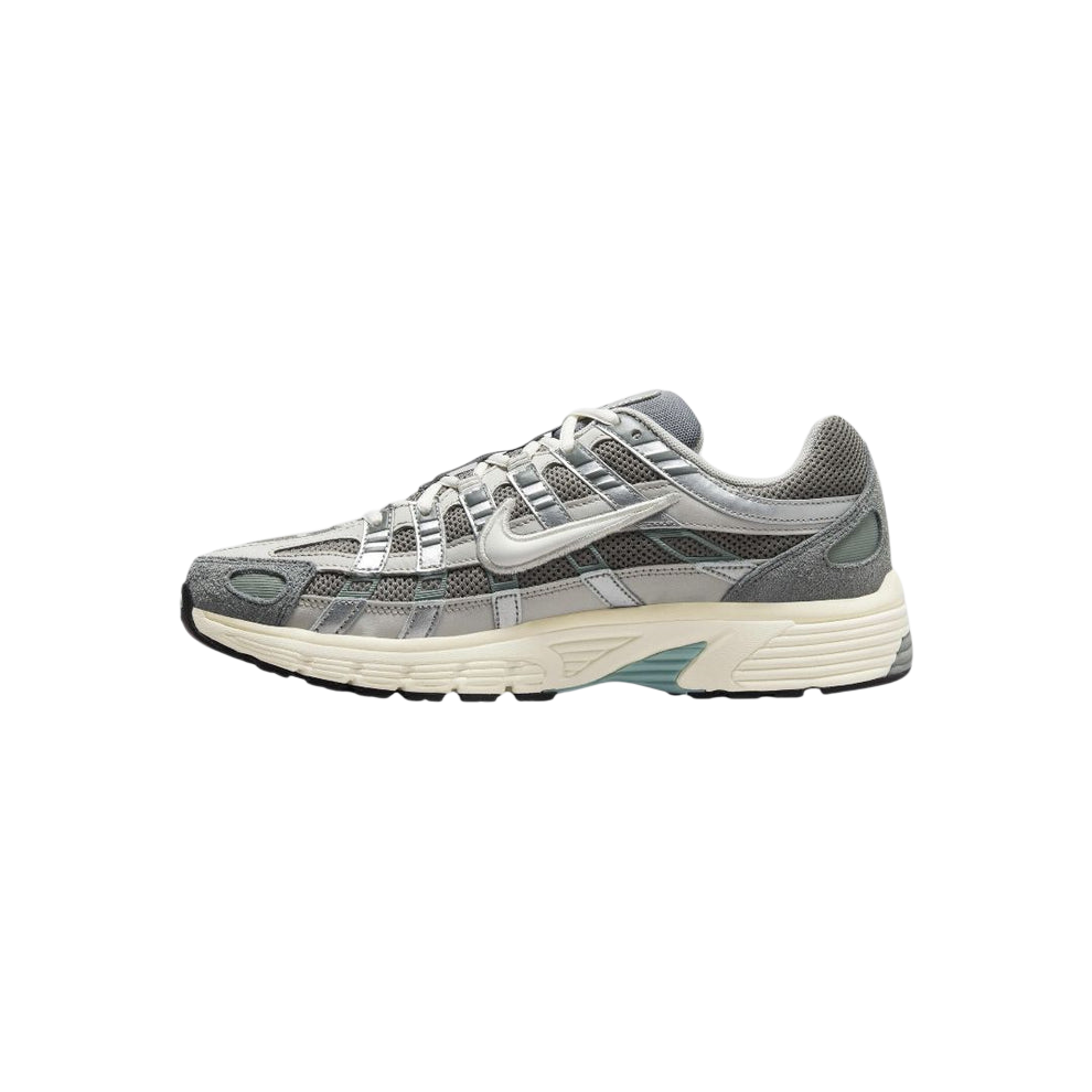 NIKE P6000