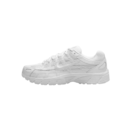 NIKE P6000