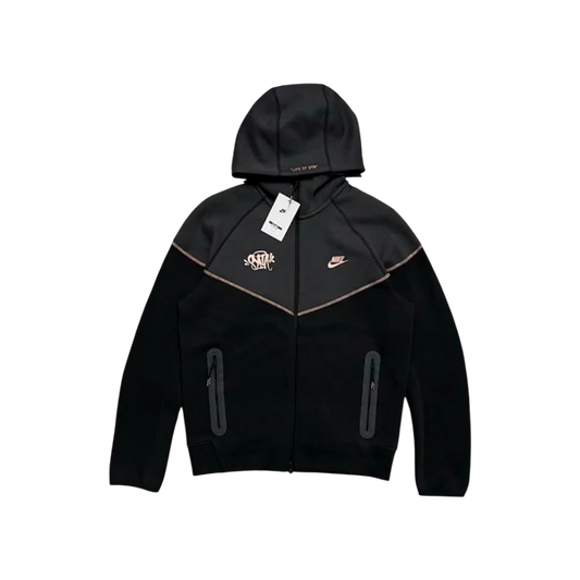 syna Nike Tech Hoodie